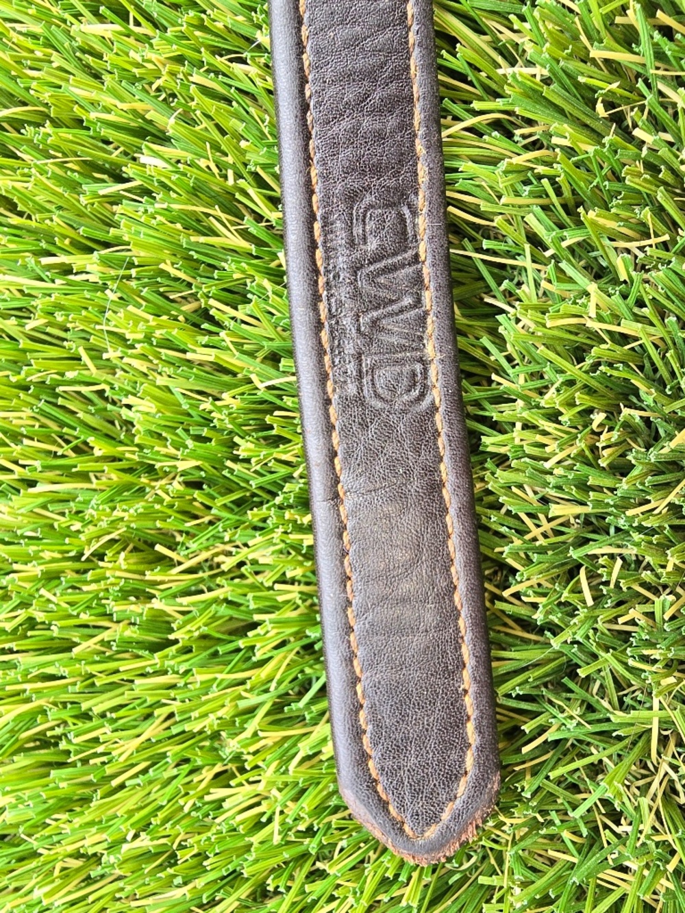 CWD leathers barely used all best quality leather on both sides no nylon - Picture 3 of 7